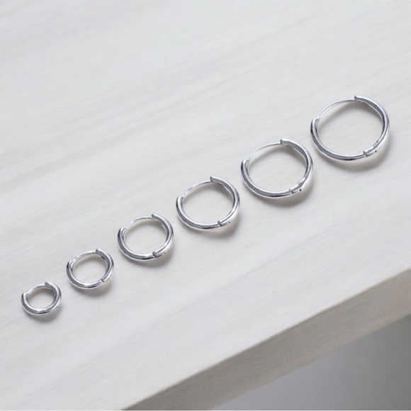 Sterling Silver Hoop Earrings Set - Picture 1 of 2